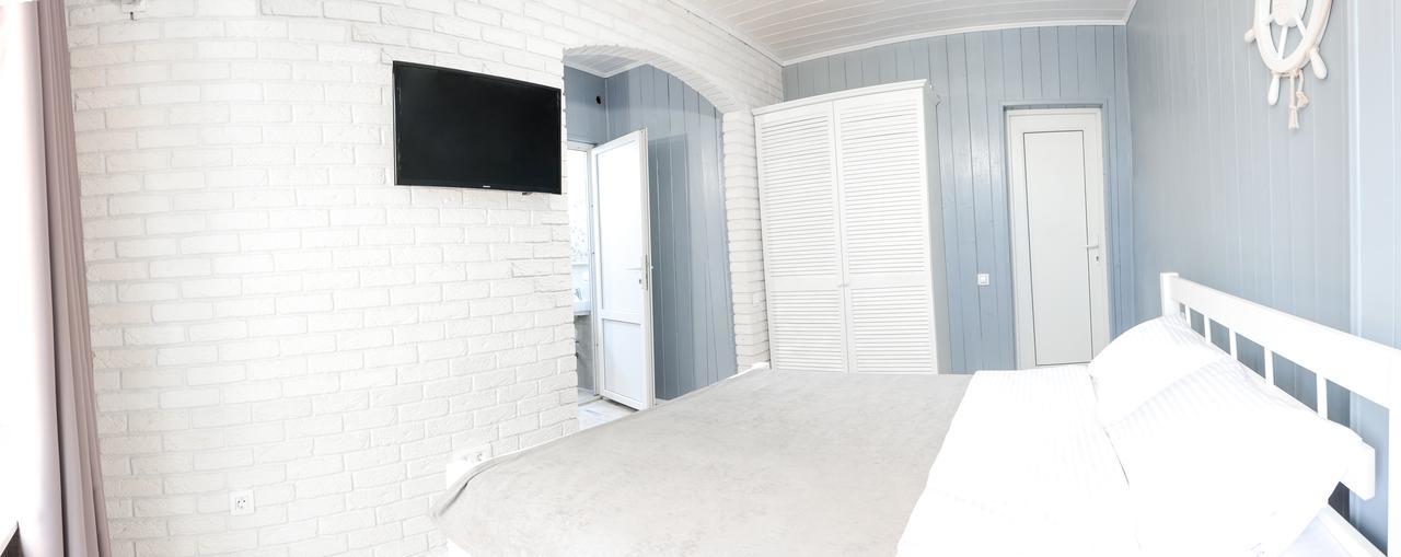 Captain Hotel Затока Екстериор снимка