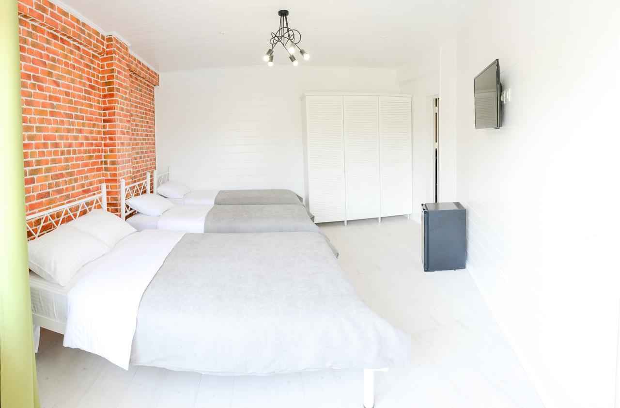 Captain Hotel Затока Екстериор снимка