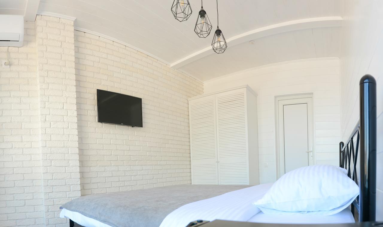 Captain Hotel Затока Екстериор снимка