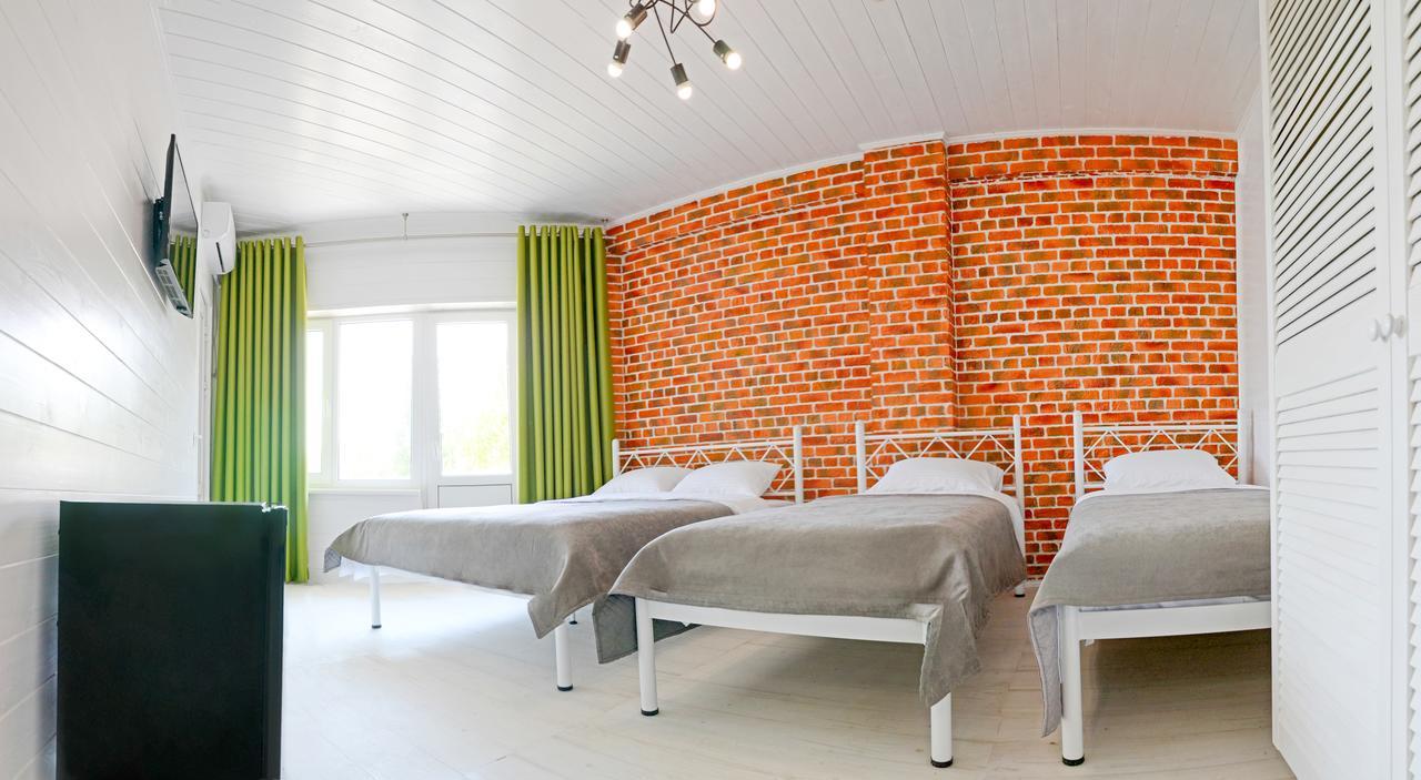 Captain Hotel Затока Екстериор снимка