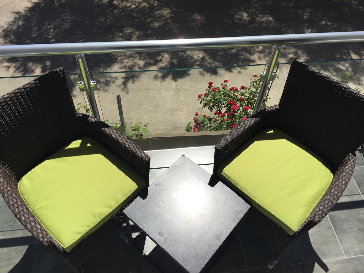 Captain Hotel Затока Екстериор снимка